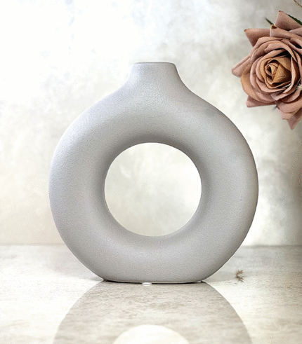 Ensemble de 3 vases en porcelaine – Élégance sculpturale pour votre intérieur