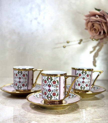 Coffret de 6 tasses avec sous tasses – Un cadeau d’exception au charme royal